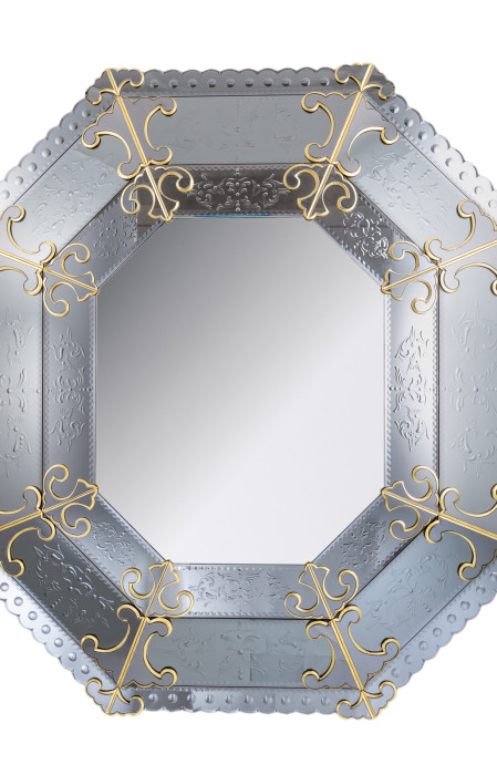 Luxury mirror: Petacion